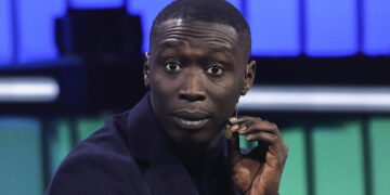 Il TikToker Khaby Lame vende la società e crea un avatar digitale con l’IA