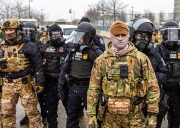 Scontri a Minneapolis, svolta di Trump: manda via Bovino e i suoi agenti