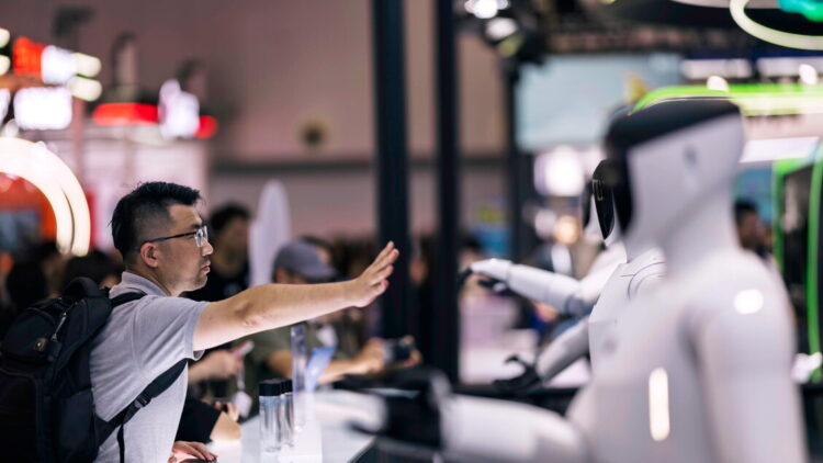 Rent a Human, Moltbook, OpenClaw: la fine del web ‘umano centrico’