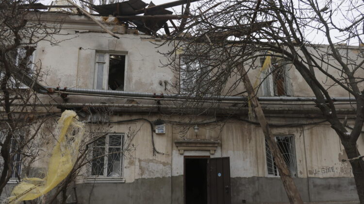 Ucraina, droni russi su Odessa ‘colpite infrastrutture residenziali’