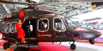 Leonardo produce elicotteri in India, via all’accordo con Adani Defence & Aerospace