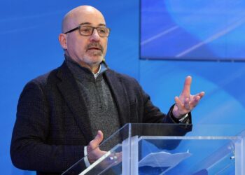 Leonardo: boom ordini e EBITDA +14,9%, debito in miglioramento