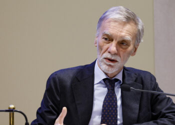 Braccio di ferro nel Pd sul ddl antisemitismo, faro sui riformisti