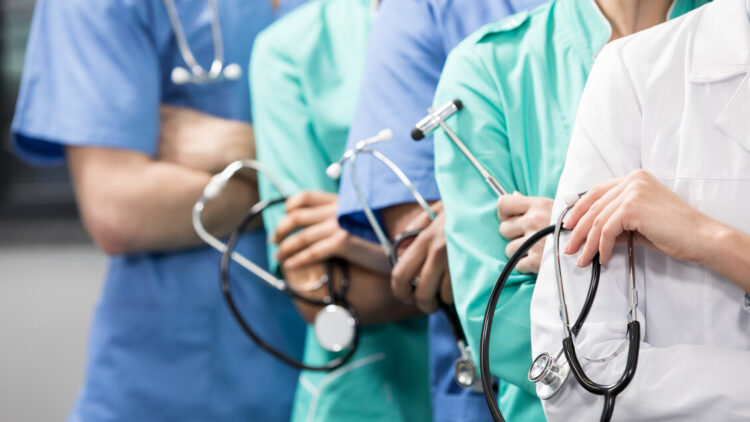 Crescono cronicità e non autosufficienza, mutue a fianco del Servizio Sanitario