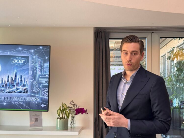 Bendazzoli (Acer): “Offerta scarsa su memorie ram: effetto negativo su prodotti consumer e gaming”