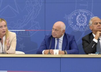 Sicurezza, ok del governo alle misure. Meloni: “Lo Stato non gira la testa”, Nordio: “Evitare il ritorno delle Br”