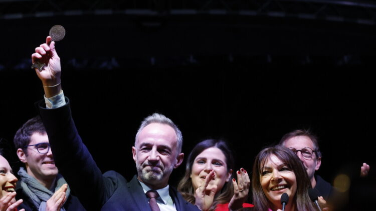 Parigi, Grégoire sindaco con il 50,52% dei voti