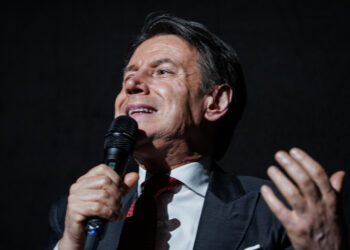 Conte, ‘se vince il sì torna dal cassetto il premierato’