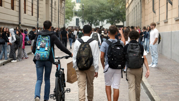 Pediatri, ‘estendere nostre cure anche agli adolescenti fino ai 18 anni’