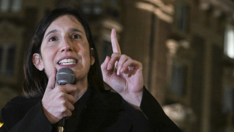 Schlein: ‘La scelta del leader non è la priorità’, ma il campo largo prepara il voto sprint