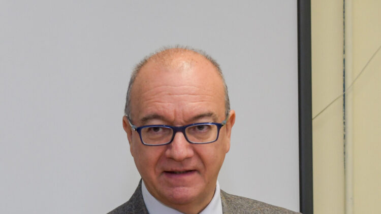 Referendum, Valditara richiama le scuole alla par condicio