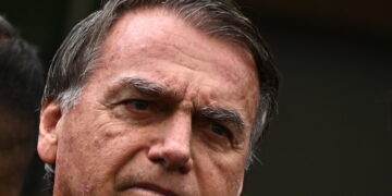 Moraes chiede parere alla Procura su eventuali domiciliari per Bolsonaro