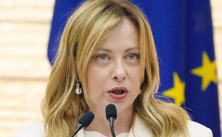 Meloni celebra gli 80 anni del voto alle donne: “Senza chi ha osato non sarei qui”