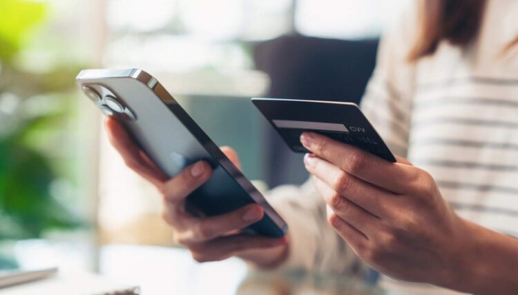 L’Italia paga ancora in contanti, è 21a in Europa sui pagamenti digitali