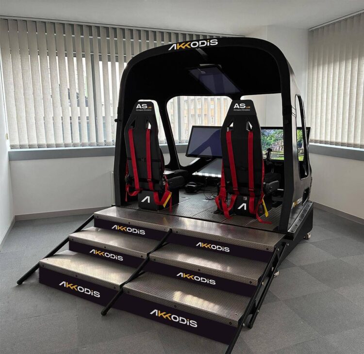 Piloti del futuro, un braccio robotico sostituirà i vecchi simulatori