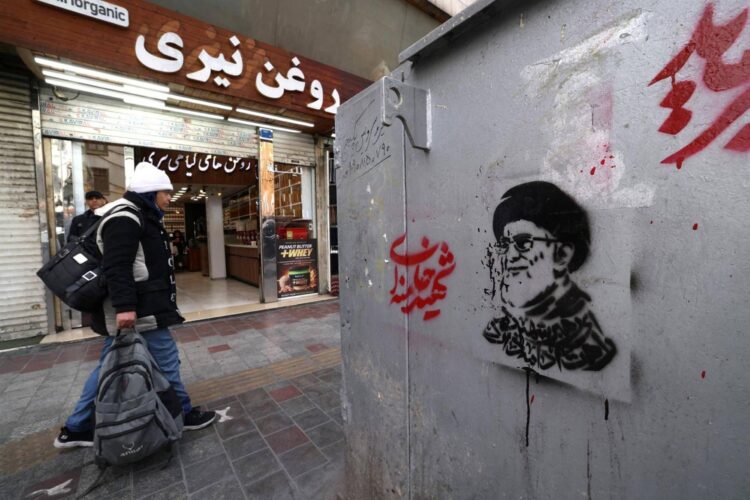 Iran, il rapporto gela Trump: “improbabile” rovesciare il regime di Teheran