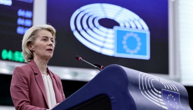 Bollette in Europa più care, la guerra in Iran ci costa 3 miliardi per l’energia