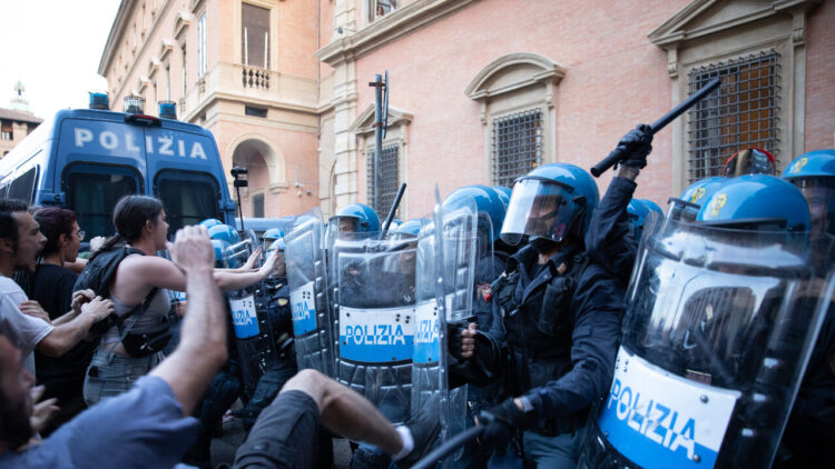 Piantedosi contro Lepore: ‘Grave sottovalutazione dei rischi’