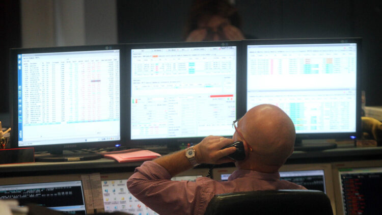 Lo spread Btp-Bund scende a ridosso degli 80 punti base