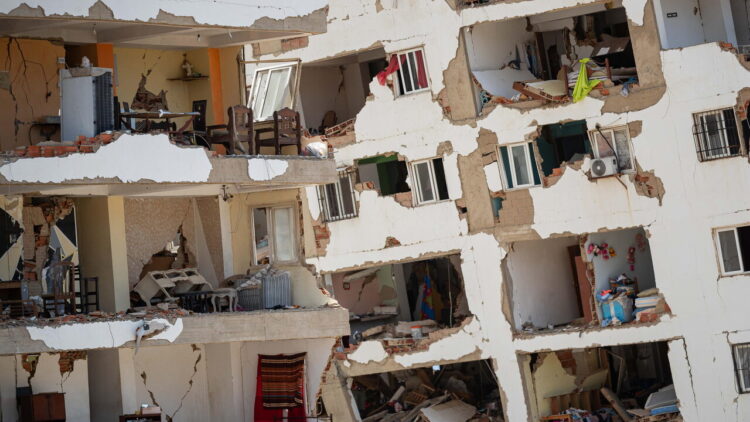 Venezuela, salgono a 5.546 i morti del doppio terremoto del 24 giugno