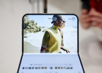iPhone Duo, per analisti l’obiettivo di Apple è normalizzare il prezzo dei pieghevoli