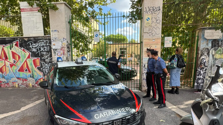 Prof. accoltellata: la psicologa, ‘mix esplosivo da rete, frustrazione e aggressività