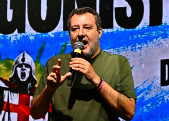 Regge la tregua di Pontida ma Salvini non cede: ‘Si vince uniti da nord a sud’
