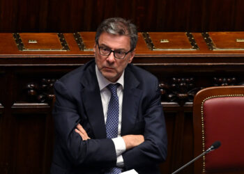 Deficit resta al 3,1%, Salvini chiede lo scostamento, FI frena