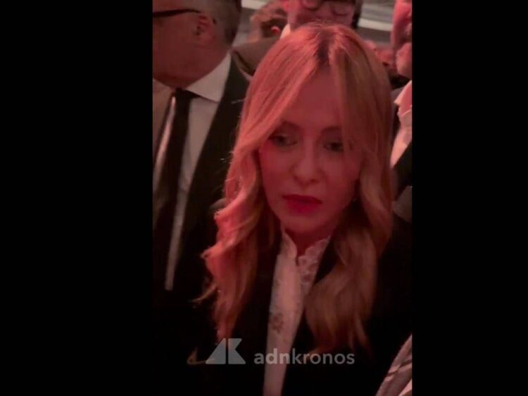 Moda, Meloni alla cena di gala a Palazzo Reale a Milano: “Il governo è vicino al settore”